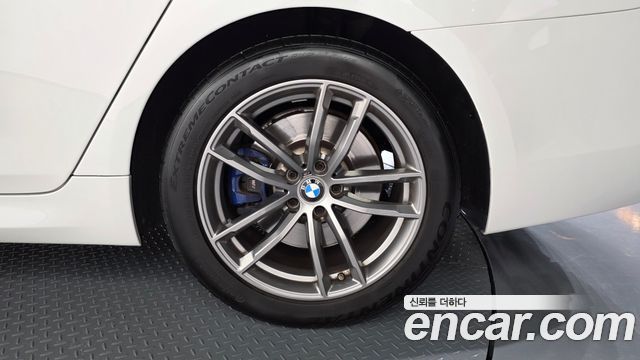 BMW 5-Series 530i xDrive M Sport Package
