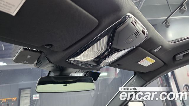 BMW 5-Series 530i xDrive M Sport Package