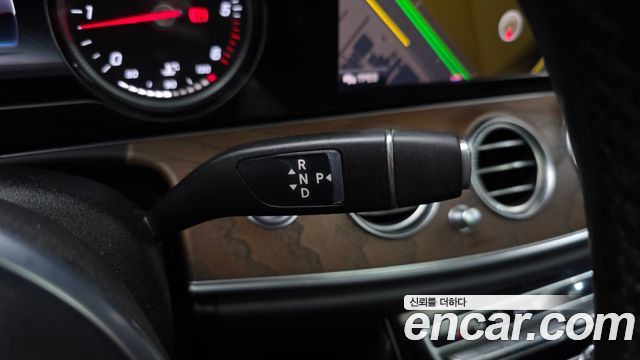 Mercedes-Benz E-Class E220d 4MATIC Exclusive