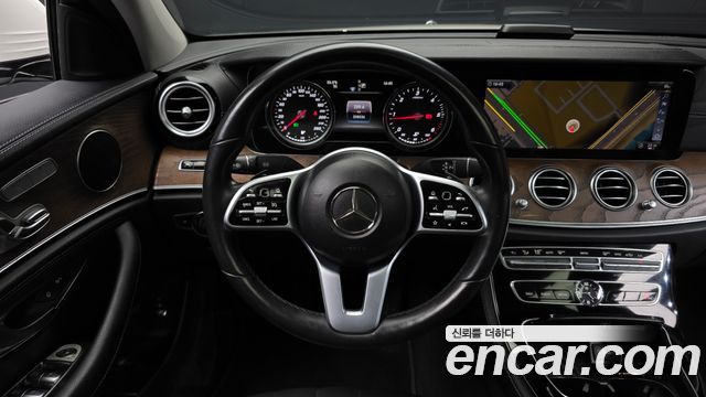 Mercedes-Benz E-Class E220d 4MATIC Exclusive