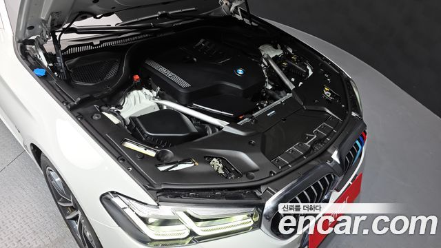 BMW 5-Series 520i M Sport