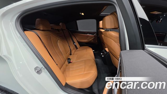 BMW 5-Series 520i M Sport