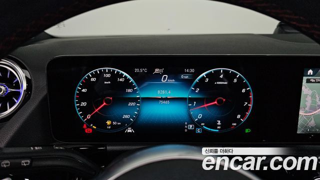 Mercedes-Benz GLA-Class GLA250 4MATIC