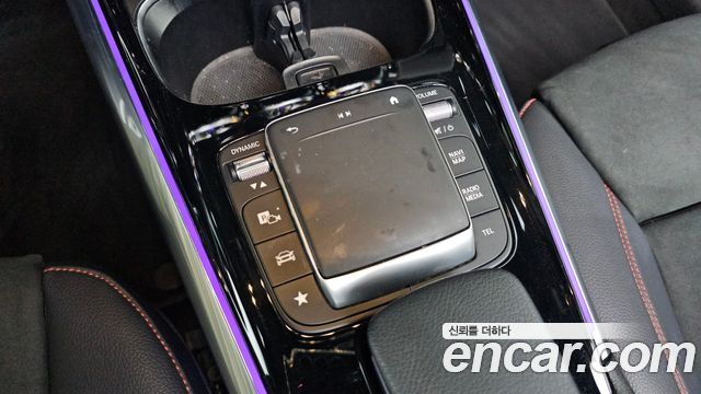 Mercedes-Benz GLA-Class GLA250 4MATIC