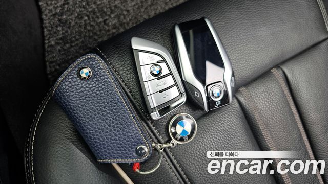 BMW 5-Series 520i Luxury