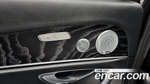 Mercedes-Benz E-Class E300 4MATIC Avnatgarde
