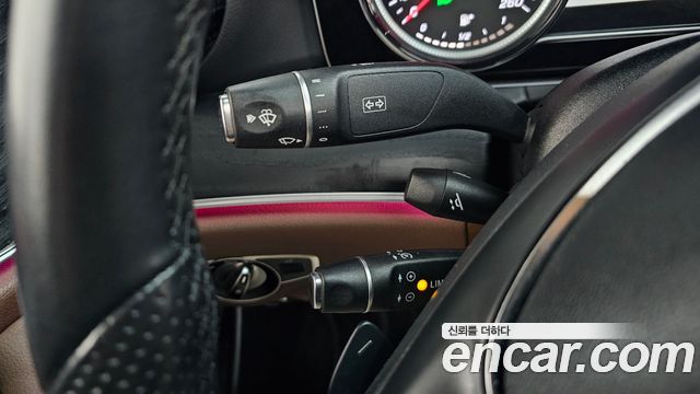 Mercedes-Benz E-Class E200 Avantgarde
