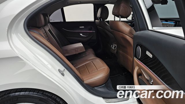 Mercedes-Benz E-Class E200 Avantgarde