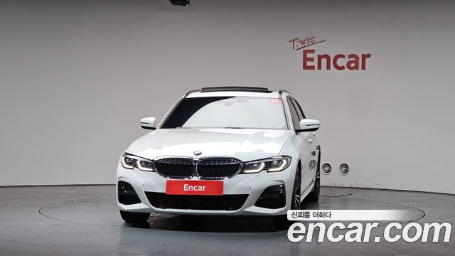 BMW 3-Series 320i Touring M Sports