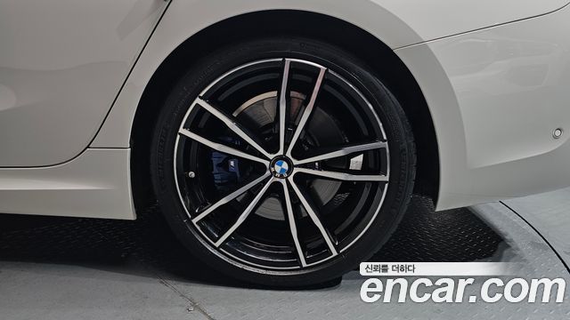 BMW 3-Series 320i Touring M Sports