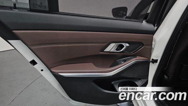BMW 3-Series 320i Touring M Sports