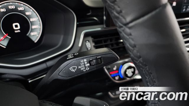 Audi A4 40 TFSI Premium