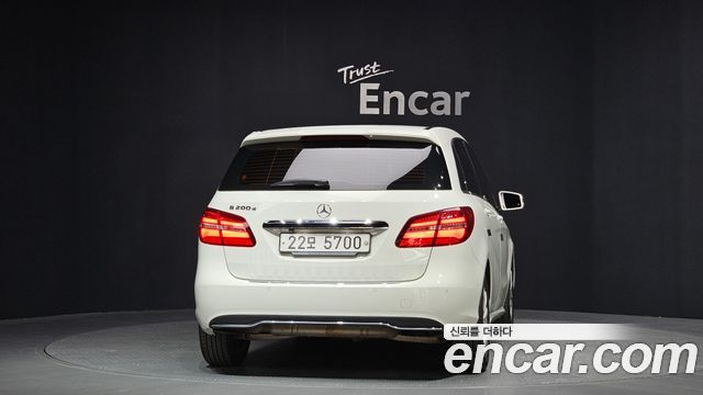 Mercedes-Benz B-Class B200 d