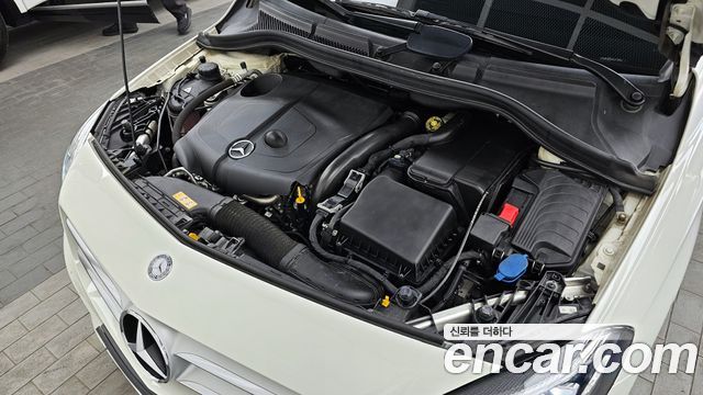 Mercedes-Benz B-Class B200 d