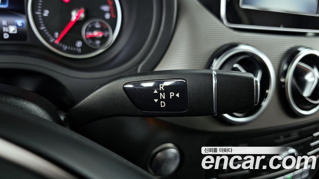 Mercedes-Benz B-Class B200 d