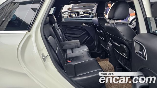 Mercedes-Benz B-Class B200 d