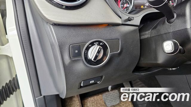 Mercedes-Benz B-Class B200 d
