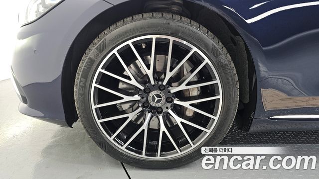 Mercedes-Benz S-Class W223 S580L 4MATIC