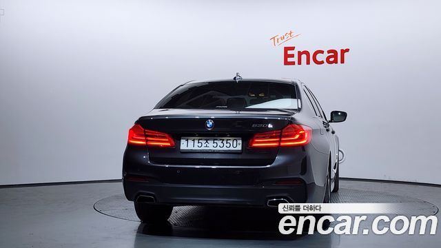 BMW 5-Series 530e M Sport