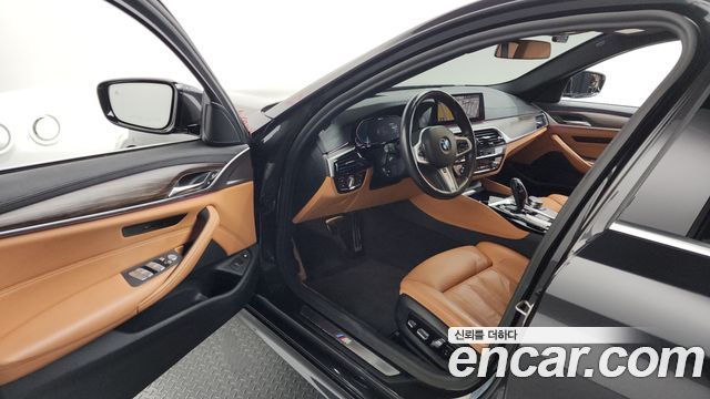 BMW 5-Series 530e M Sport