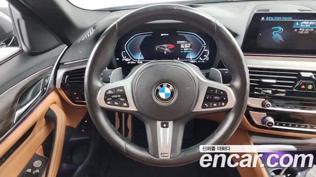 BMW 5-Series 530e M Sport