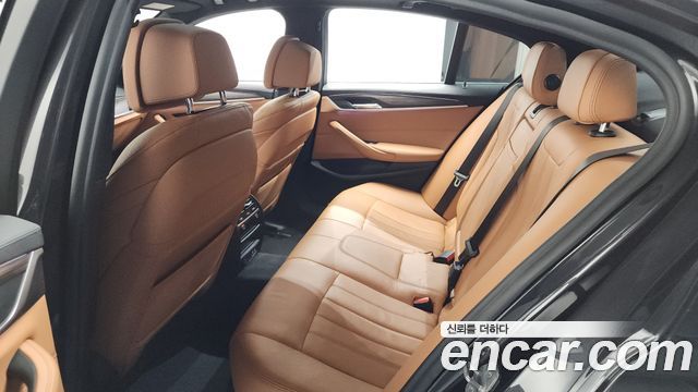 BMW 5-Series 530e M Sport