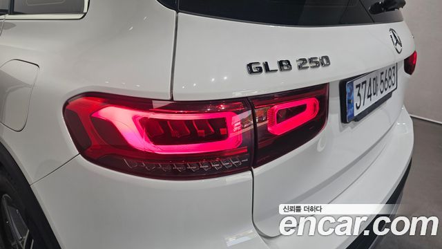 Mercedes-Benz GLB-Class GLB250 4MATIC