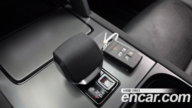 Land Rover Discovery Sport P250 S