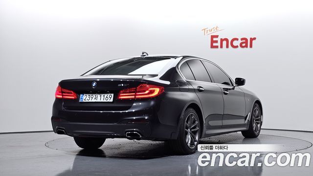 BMW 5-Series 530i M Sport Package Plus