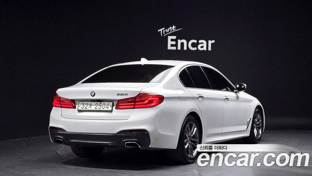 BMW 5-Series 530i M Sport Package Plus