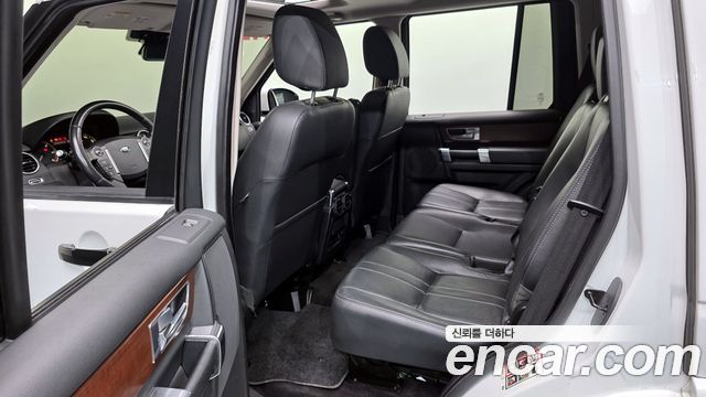 Land Rover Discovery 3.0 SDV6 SE
