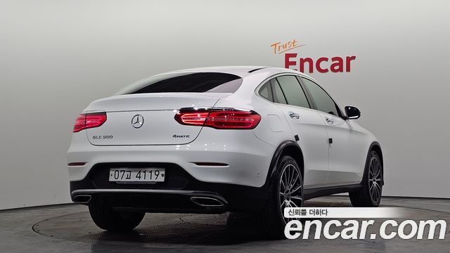 Mercedes-Benz GLC-Class GLC300 4MATIC AMG Line Coupe