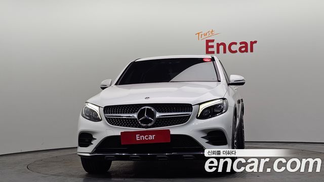 Mercedes-Benz GLC-Class GLC300 4MATIC AMG Line Coupe