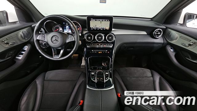 Mercedes-Benz GLC-Class GLC300 4MATIC AMG Line Coupe