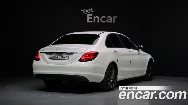 Mercedes-Benz C-Class C200