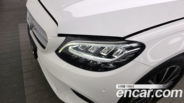 Mercedes-Benz C-Class C200