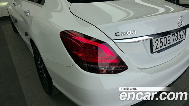 Mercedes-Benz C-Class C200