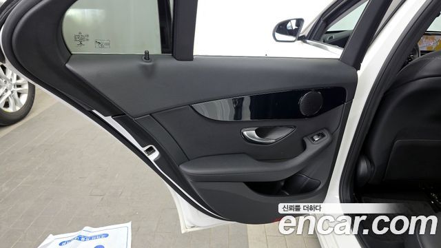 Mercedes-Benz C-Class C200