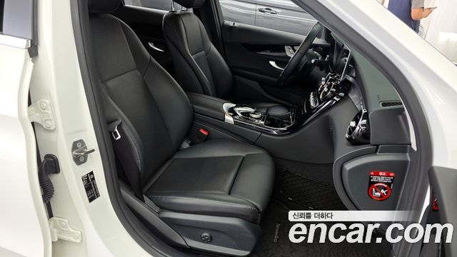 Mercedes-Benz C-Class C200