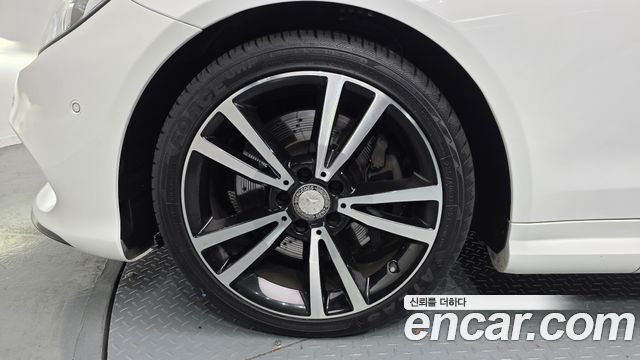 Mercedes-Benz E-Class E400 Cabriolet
