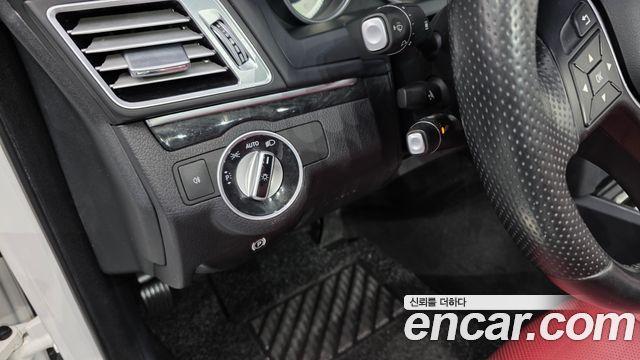 Mercedes-Benz E-Class E400 Cabriolet
