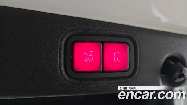 Mercedes-Benz E-Class E220d Avantgarde