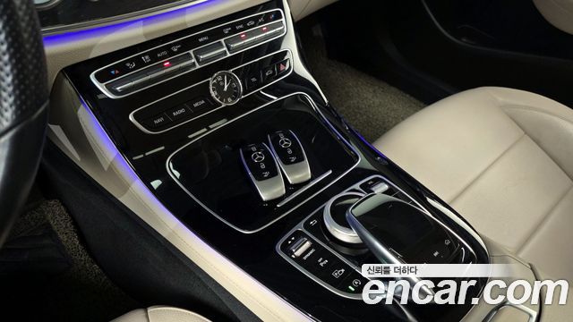 Mercedes-Benz E-Class E220d Avantgarde
