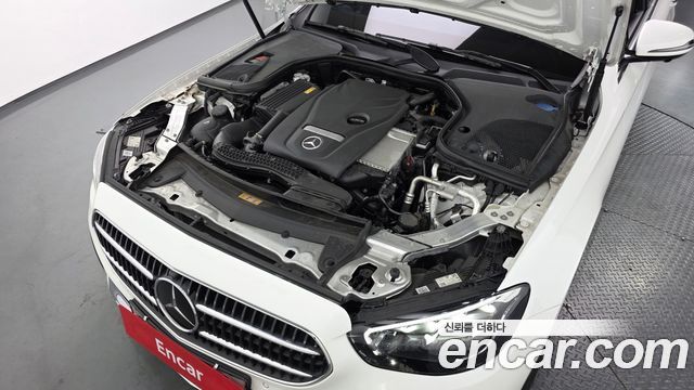 Mercedes-Benz E-Class E250 Avantgarde