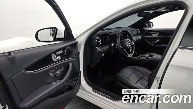 Mercedes-Benz E-Class E250 Avantgarde
