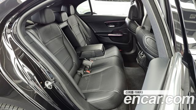 Mercedes-Benz C-Class C200 4MATIC Avantgarde