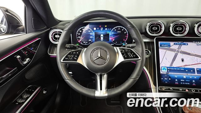 Mercedes-Benz C-Class C200 4MATIC Avantgarde