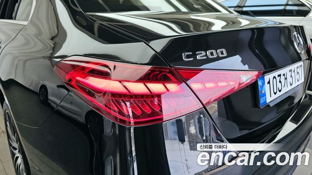 Mercedes-Benz C-Class C200 4MATIC Avantgarde