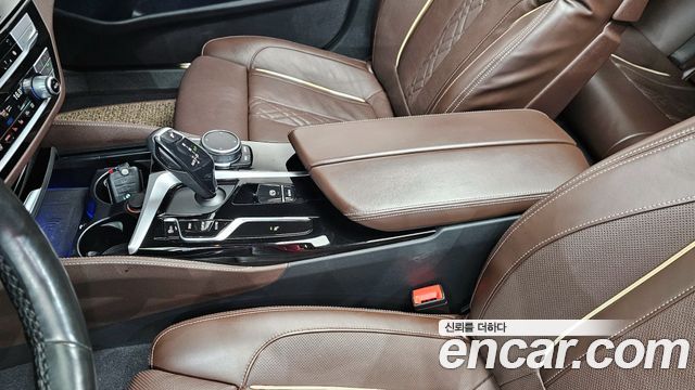 BMW 5-Series 530i xDrive M Sport Package
