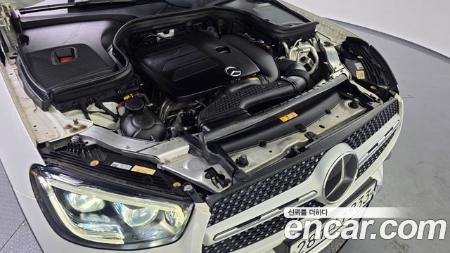 Mercedes-Benz GLC-Class GLC300 4MATIC Premium Coupe